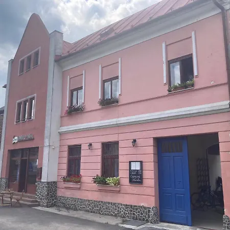& Restaurant Hronec