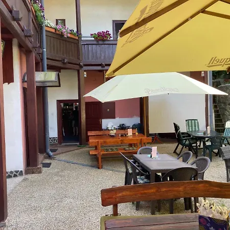 & Restaurant Hronec